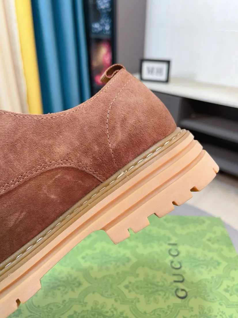 Men's shoes 💰500🌸🌸 (GUCCI) [can be made without label] G's new business boots are full-layer calfskin embossed with classic diamond pattern craftsmanship. They are high-end and classy, ​​versatile and have a full three-dimensional feel. They use raw rubber non-slip outsole. If you look closely, you will be addicted to the leather. You can't extricate yourself ~ the best on the market.          Fabric: Cowhide/Embossed Lining: Cowhide.          Please make a note when placing an order, size: 38-44 (37, 45, 46 can be customized and cannot be returned or exchanged)